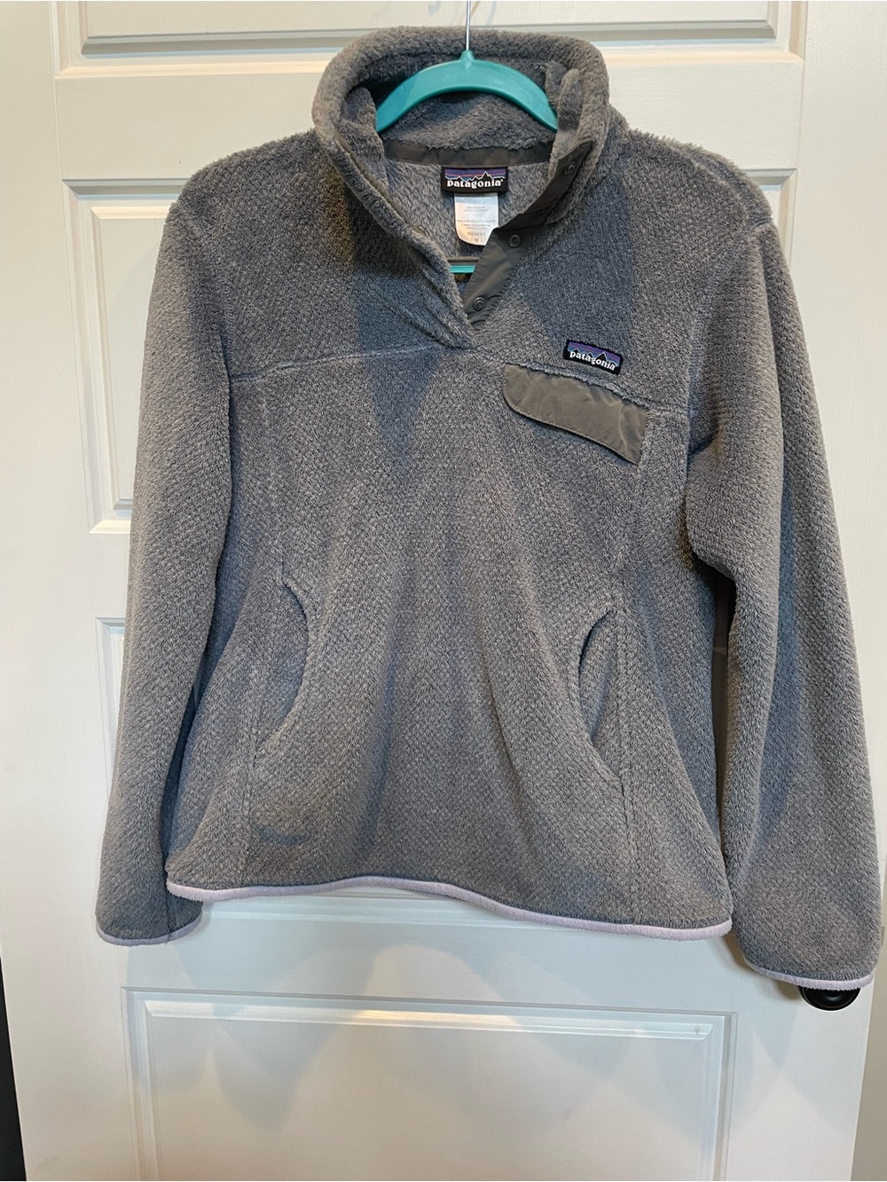 Patagonia Women’s Gray Fleece Pullover
